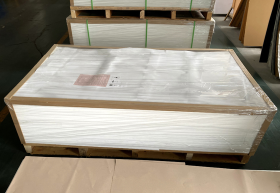 2.8mm Douchezaal het Acrylblad van Opal White Sanitary Cast Plastic